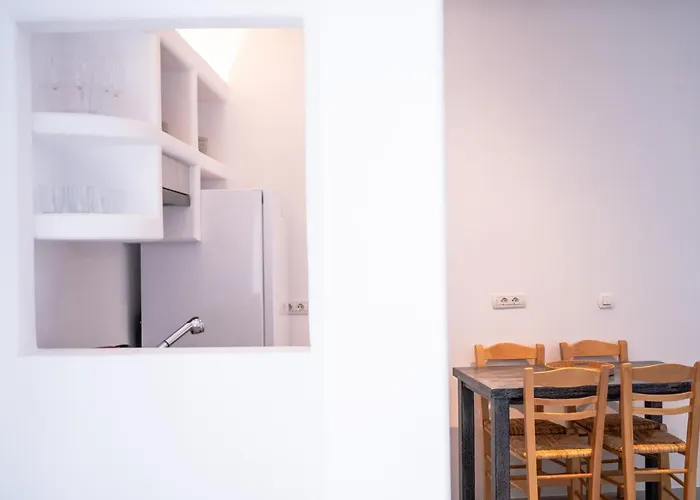 Deep Earth Éxo Goniá